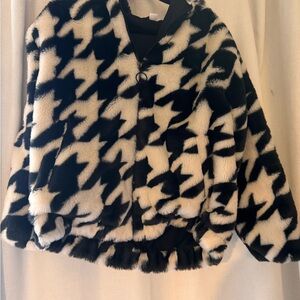 Black and White Houndstooth Faux Fur Jacket w/hood
